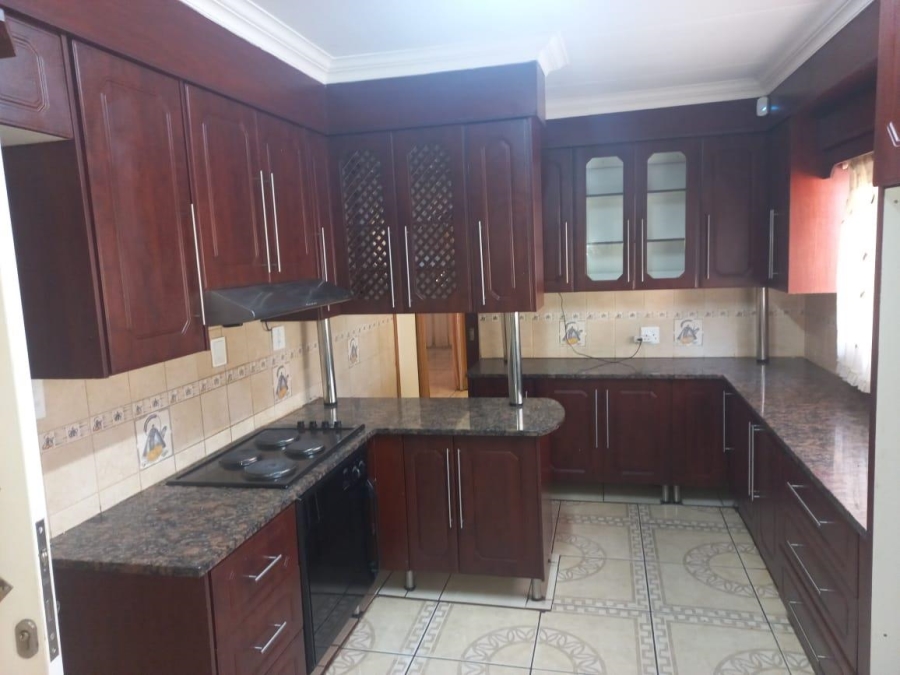 3 Bedroom Property for Sale in Doringkloof Gauteng