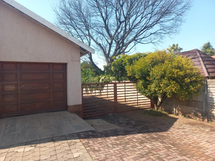 3 Bedroom Property for Sale in Doringkloof Gauteng