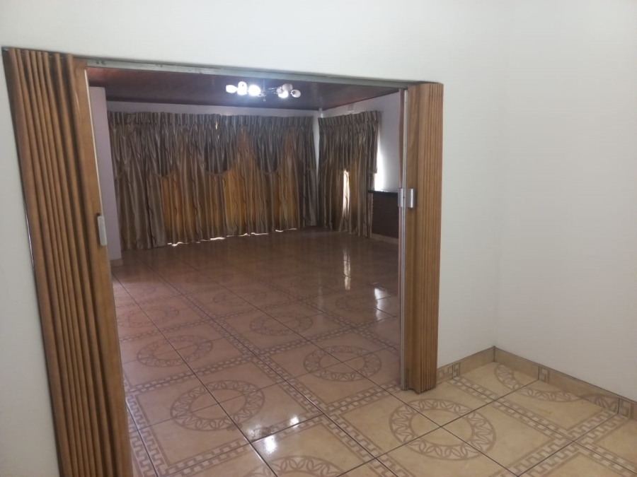 3 Bedroom Property for Sale in Doringkloof Gauteng