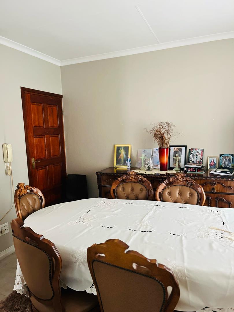 3 Bedroom Property for Sale in Van Riebeeck Park Gauteng