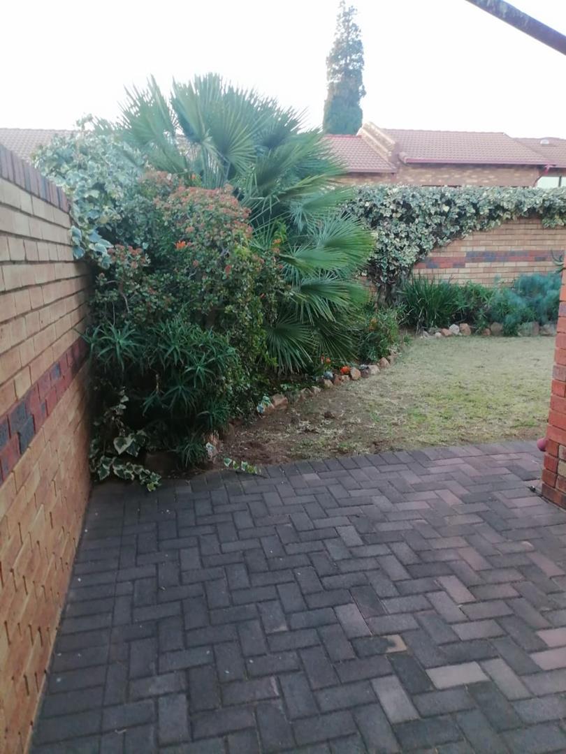 3 Bedroom Property for Sale in Van Riebeeck Park Gauteng