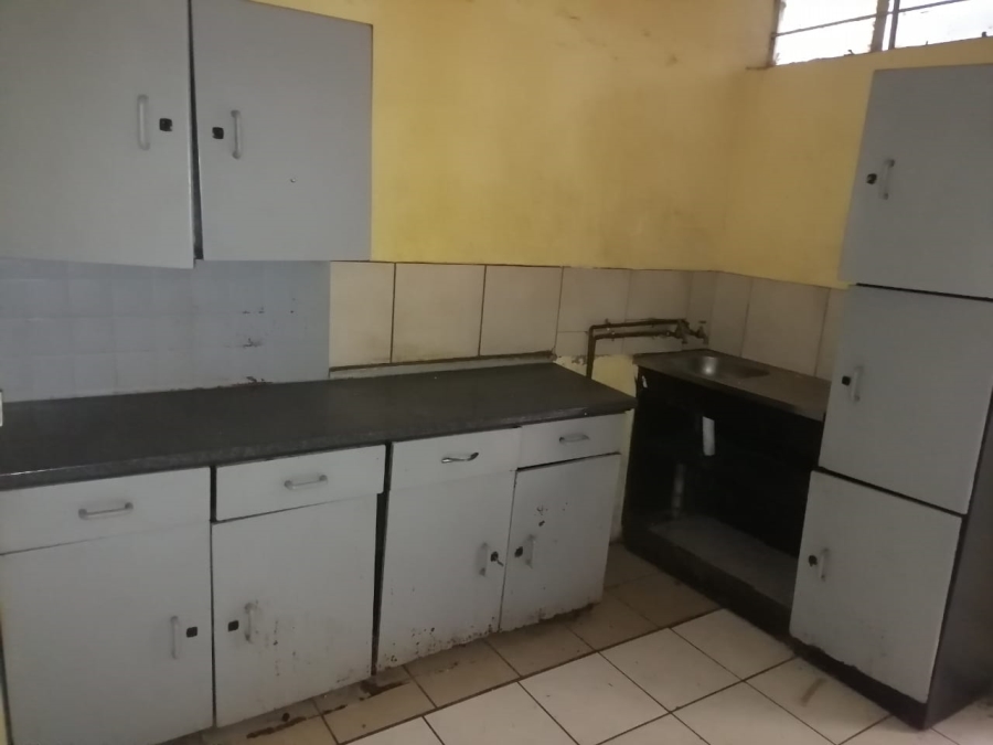 To Let 0 Bedroom Property for Rent in Hillbrow Gauteng