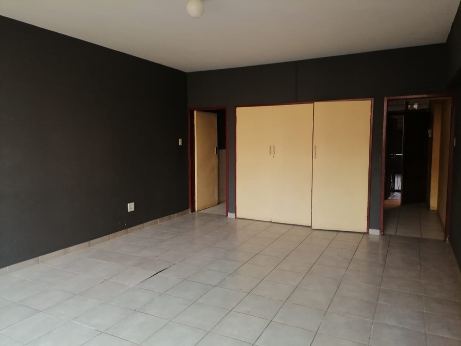 To Let 0 Bedroom Property for Rent in Hillbrow Gauteng