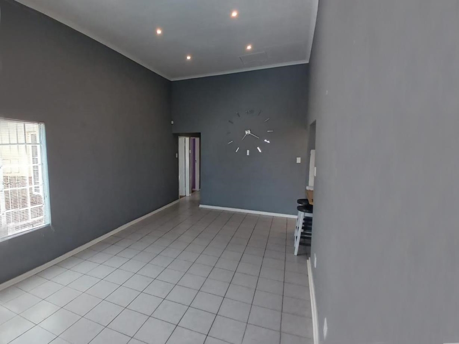3 Bedroom Property for Sale in Radiokop Gauteng