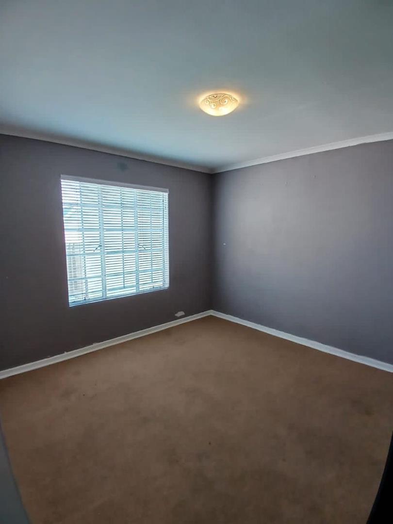 3 Bedroom Property for Sale in Radiokop Gauteng