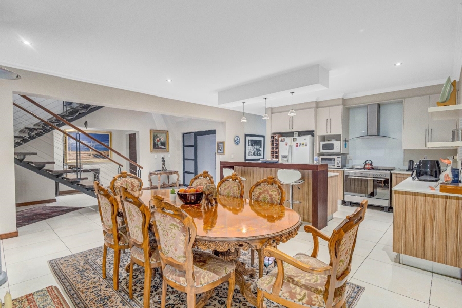 4 Bedroom Property for Sale in Waterfall Country Village Gauteng