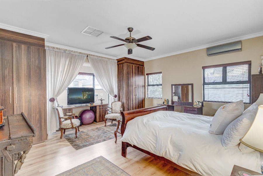 4 Bedroom Property for Sale in Waterfall Country Village Gauteng