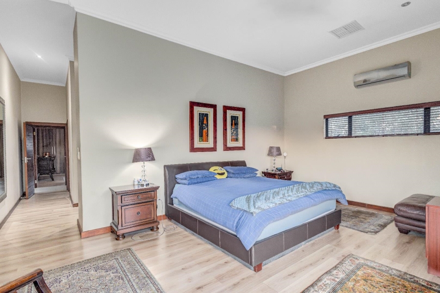 4 Bedroom Property for Sale in Waterfall Country Village Gauteng