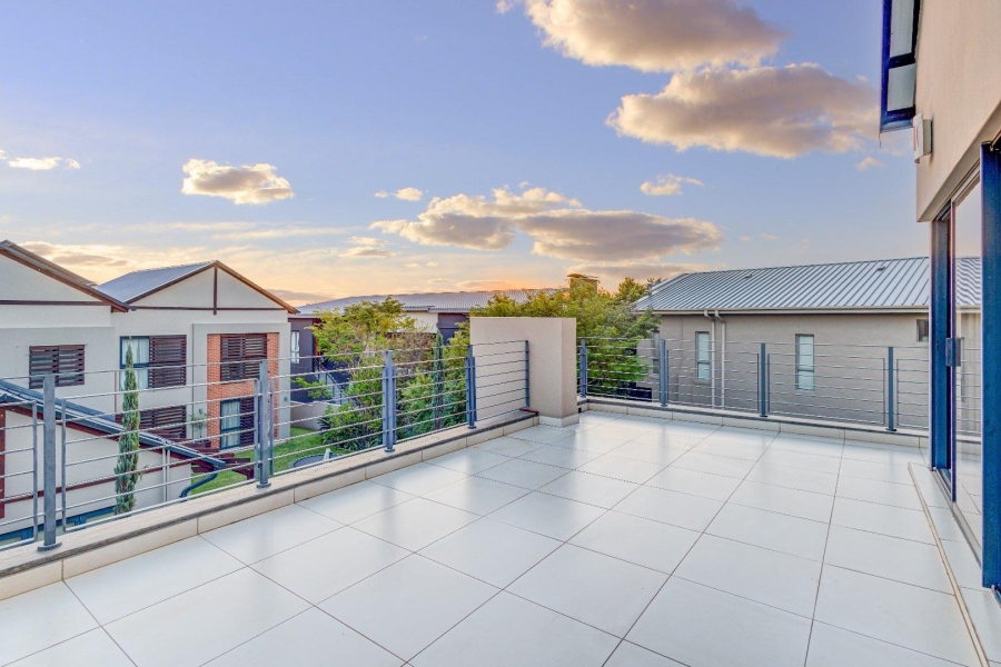 4 Bedroom Property for Sale in Waterfall Country Village Gauteng