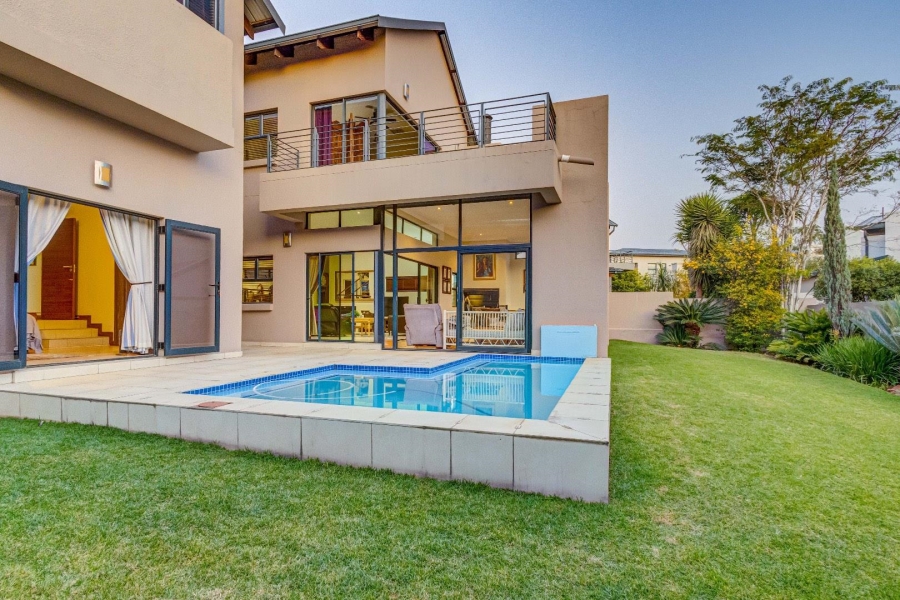 4 Bedroom Property for Sale in Waterfall Country Village Gauteng