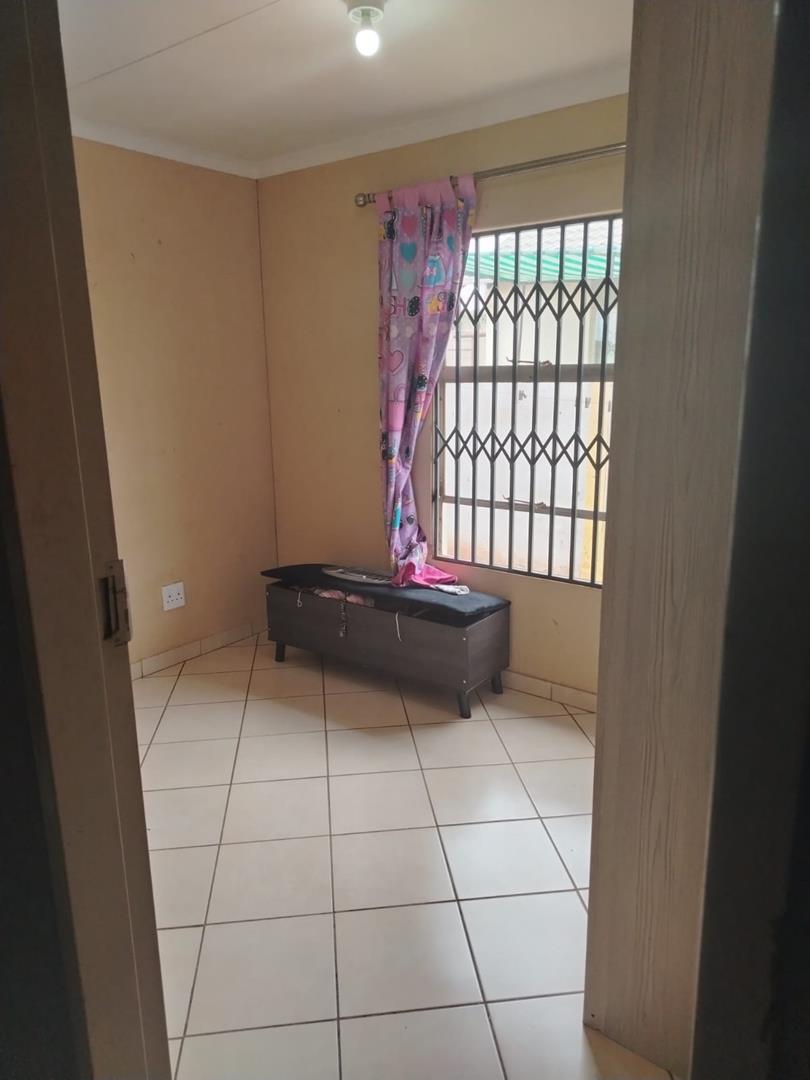 To Let 3 Bedroom Property for Rent in Rosslyn Gauteng