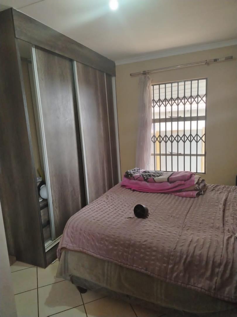 To Let 3 Bedroom Property for Rent in Rosslyn Gauteng