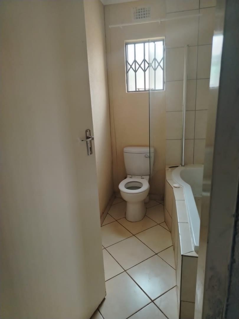 To Let 3 Bedroom Property for Rent in Rosslyn Gauteng