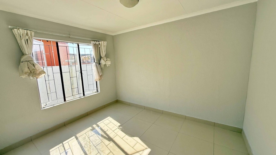 2 Bedroom Property for Sale in Soshanguve VV Gauteng