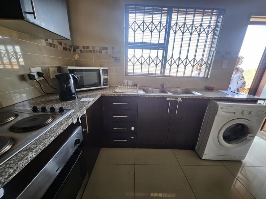 2 Bedroom Property for Sale in Brackendowns Gauteng