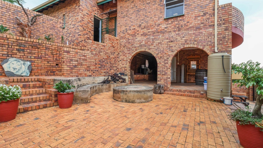 4 Bedroom Property for Sale in Helderkruin View Gauteng