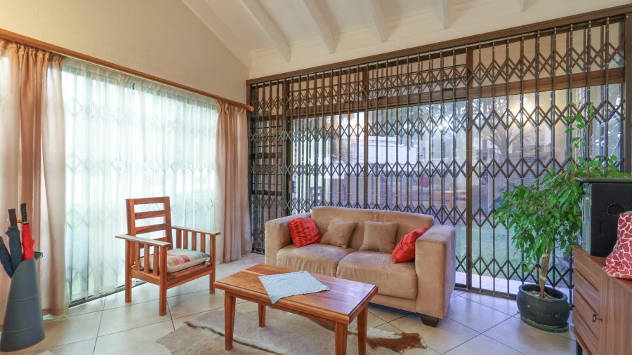4 Bedroom Property for Sale in Helderkruin View Gauteng