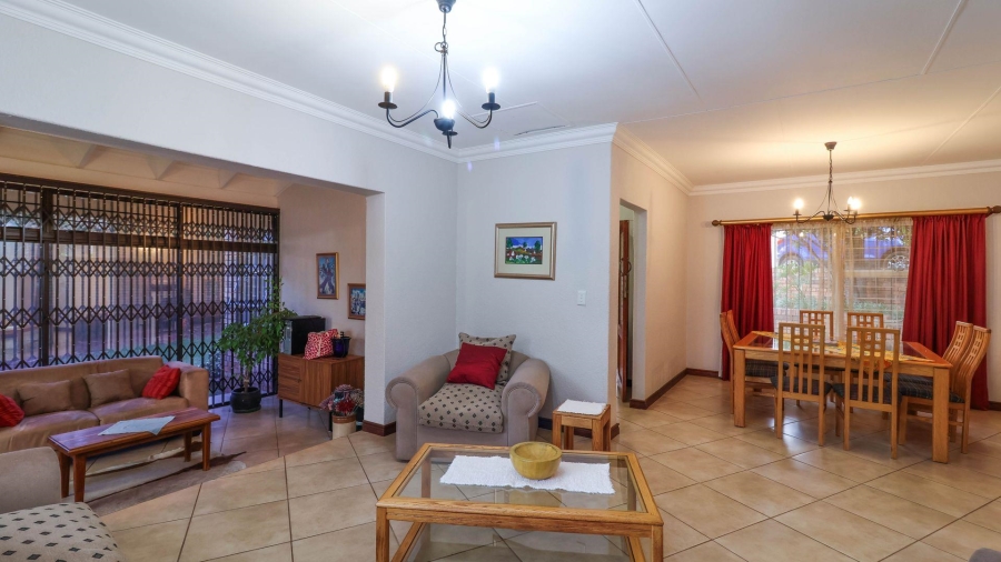 4 Bedroom Property for Sale in Helderkruin View Gauteng