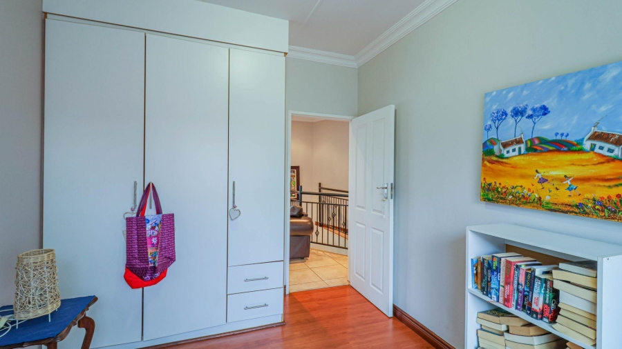 4 Bedroom Property for Sale in Helderkruin View Gauteng