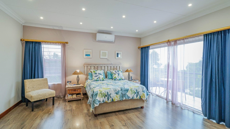 4 Bedroom Property for Sale in Helderkruin View Gauteng
