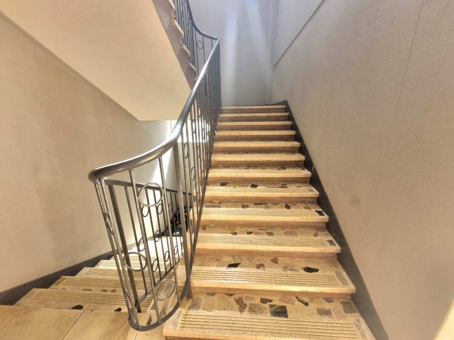 2 Bedroom Property for Sale in Illovo Gauteng