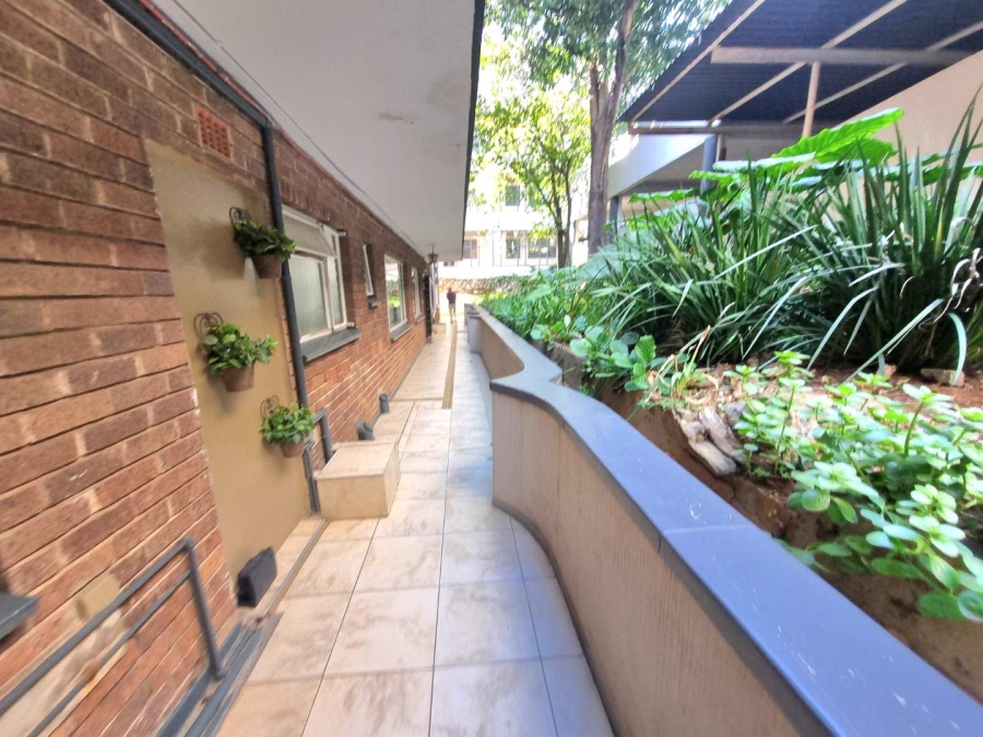 2 Bedroom Property for Sale in Illovo Gauteng