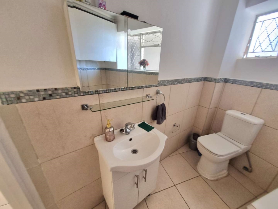 2 Bedroom Property for Sale in Illovo Gauteng
