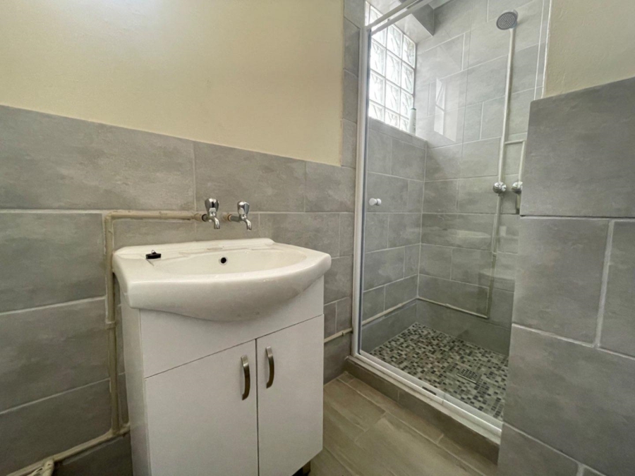 To Let 1 Bedroom Property for Rent in Dunvegan Gauteng