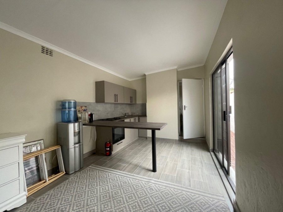 To Let 1 Bedroom Property for Rent in Dunvegan Gauteng