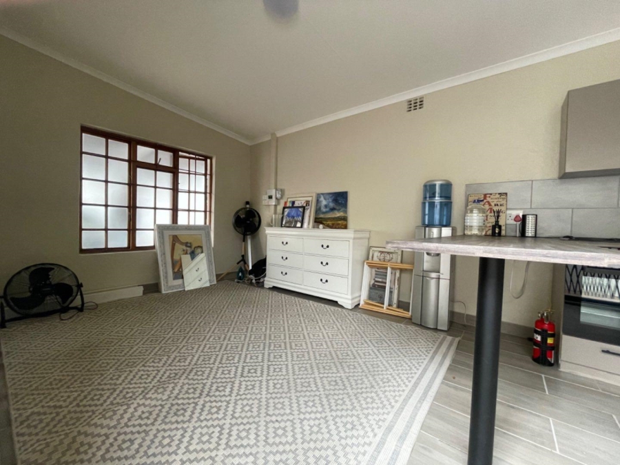 To Let 1 Bedroom Property for Rent in Dunvegan Gauteng