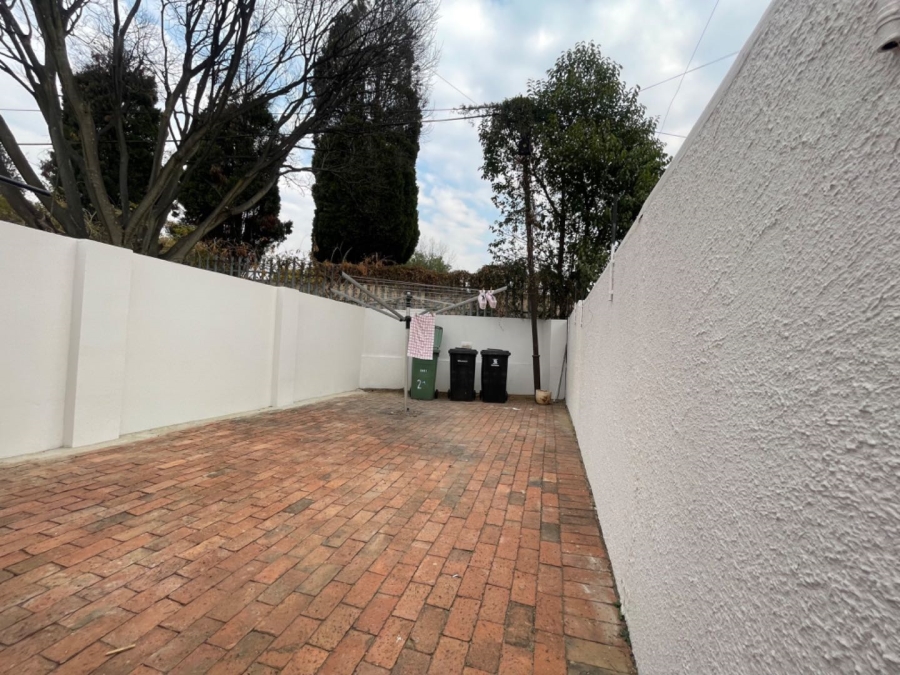 To Let 1 Bedroom Property for Rent in Dunvegan Gauteng