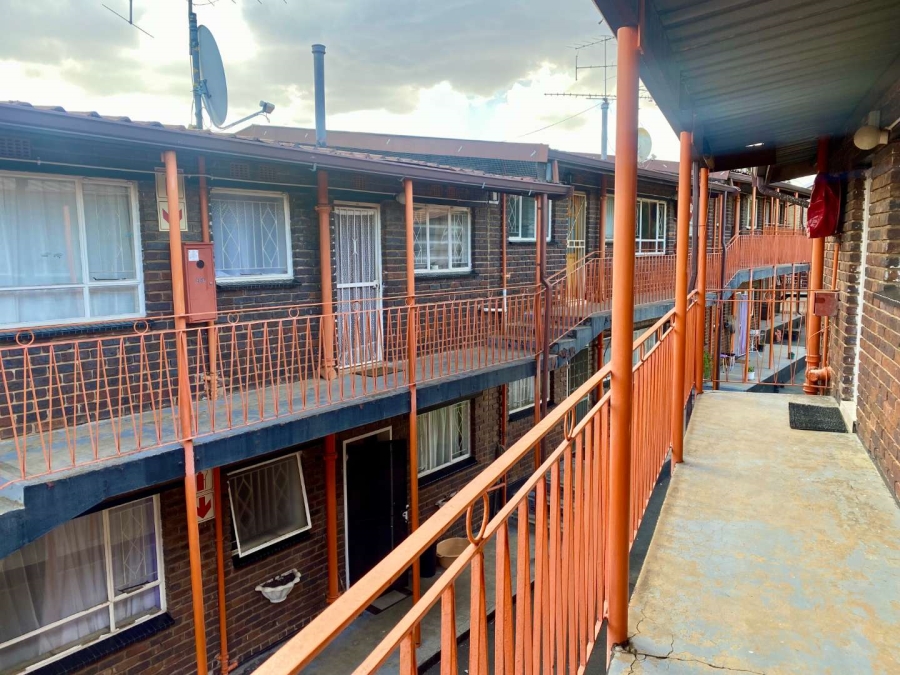 1 Bedroom Property for Sale in Mindalore Gauteng