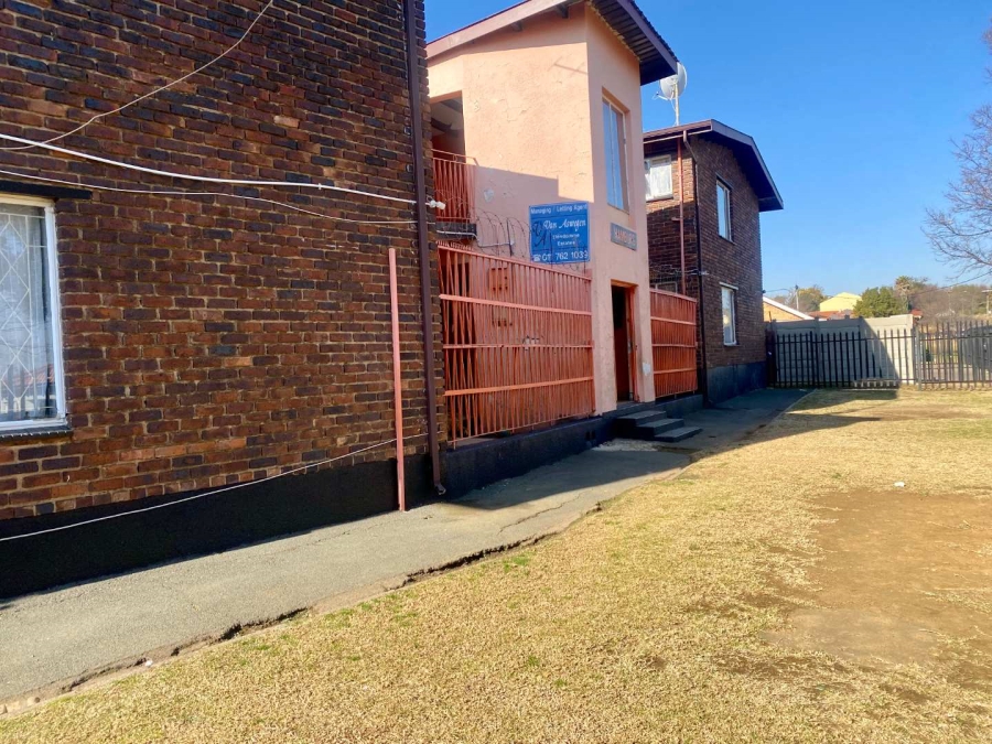 1 Bedroom Property for Sale in Mindalore Gauteng