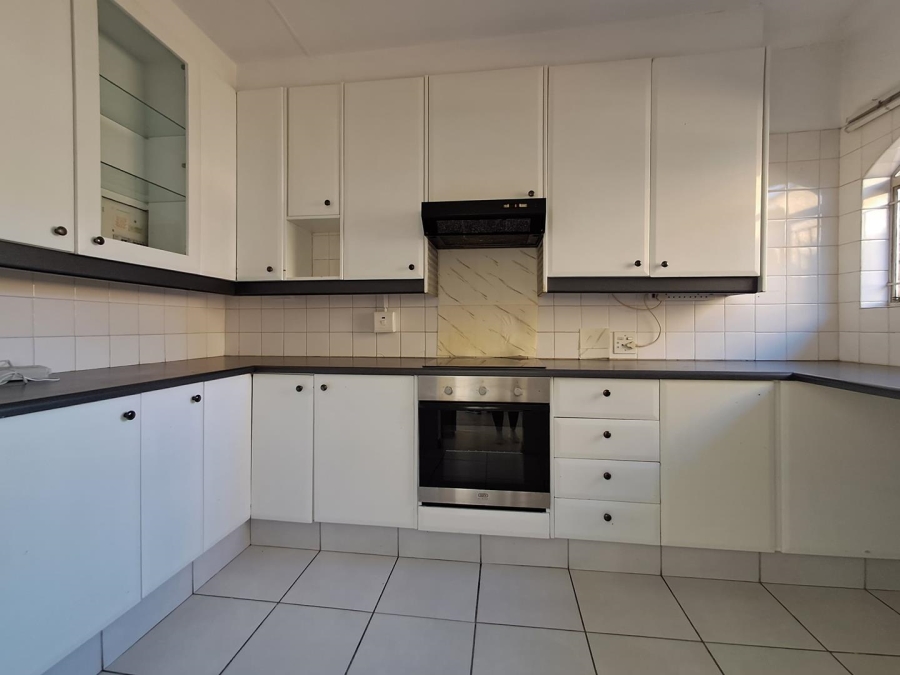 1 Bedroom Property for Sale in Corlett Gardens Gauteng