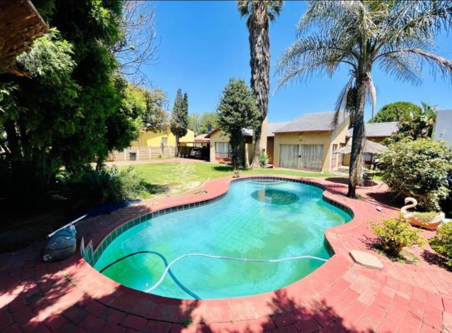 3 Bedroom Property for Sale in Ridgeway Gauteng