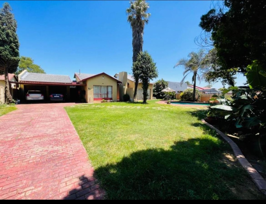3 Bedroom Property for Sale in Ridgeway Gauteng
