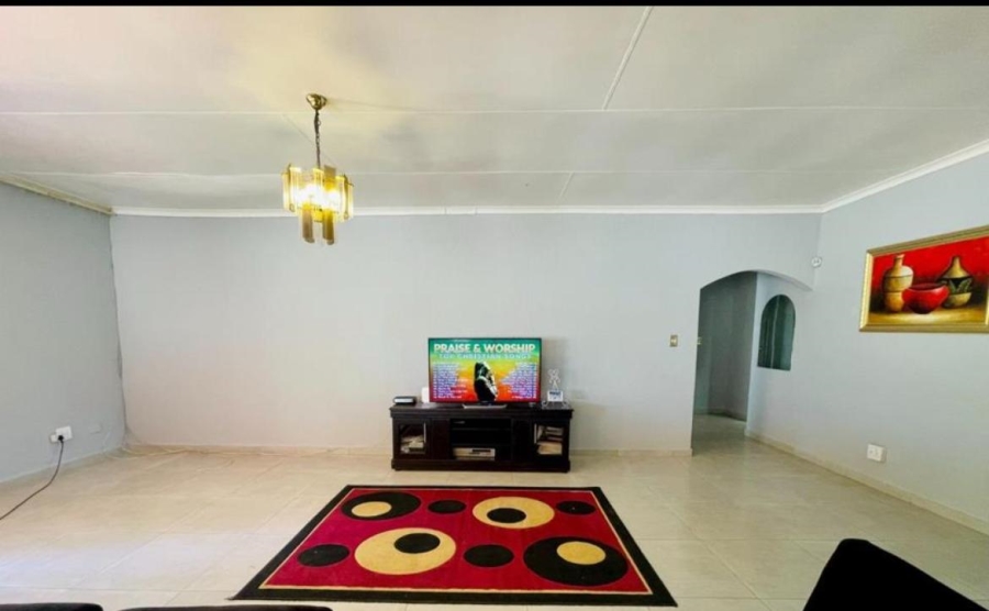 3 Bedroom Property for Sale in Ridgeway Gauteng