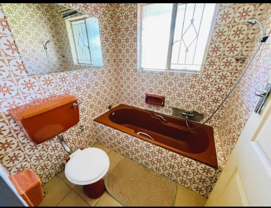 3 Bedroom Property for Sale in Ridgeway Gauteng