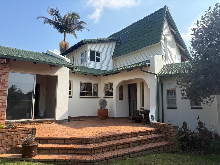 5 Bedroom Property for Sale in Glenvista Gauteng