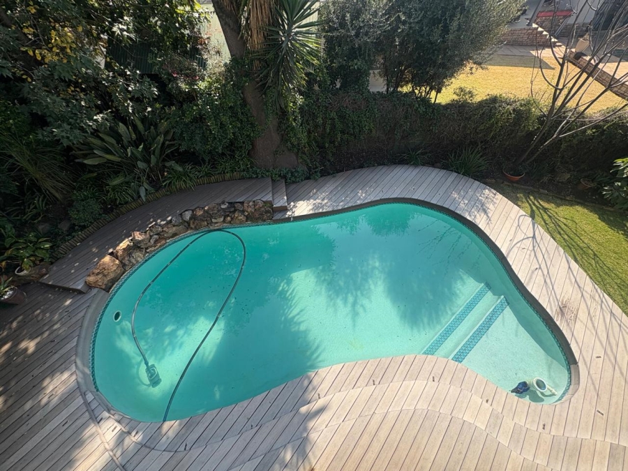 5 Bedroom Property for Sale in Glenvista Gauteng