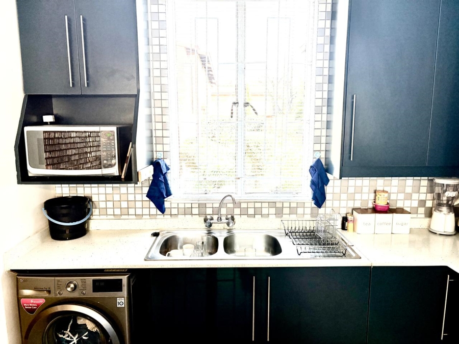 2 Bedroom Property for Sale in The Hill Gauteng