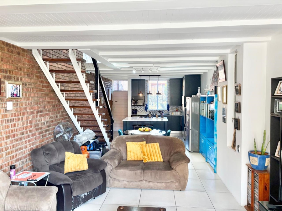 2 Bedroom Property for Sale in The Hill Gauteng