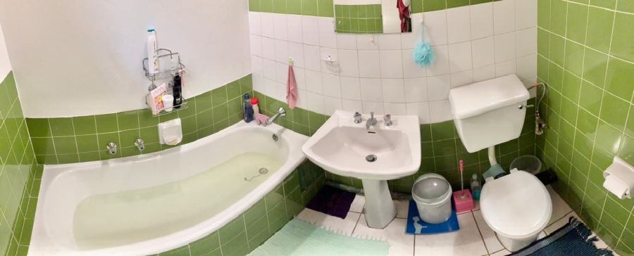 2 Bedroom Property for Sale in The Hill Gauteng