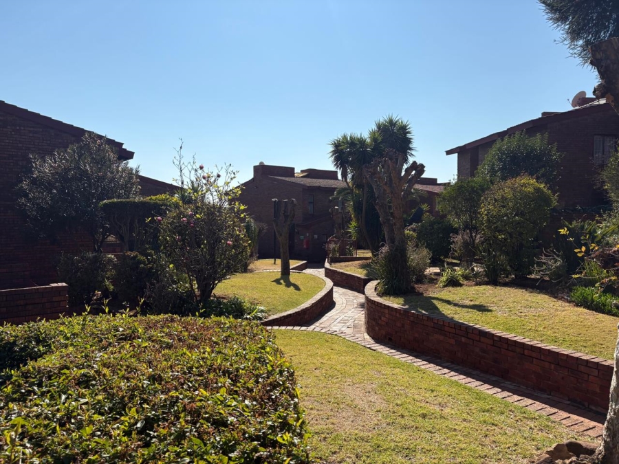 2 Bedroom Property for Sale in The Hill Gauteng