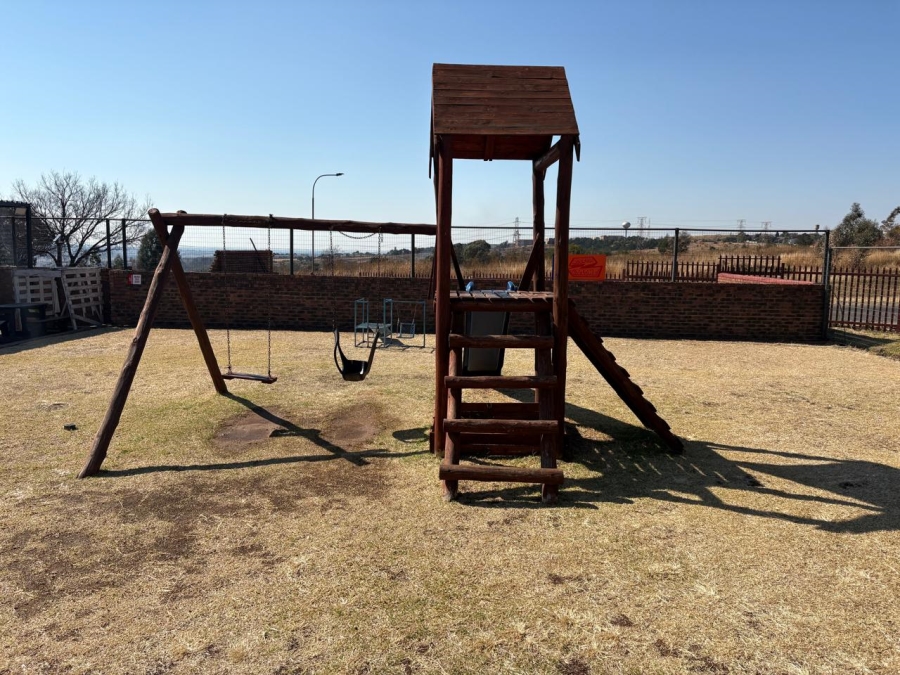 2 Bedroom Property for Sale in The Hill Gauteng