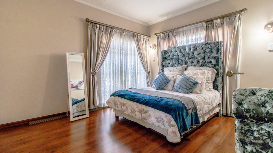 3 Bedroom Property for Sale in Linmeyer Gauteng