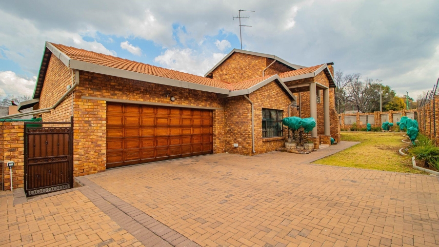 3 Bedroom Property for Sale in Rynfield Gauteng