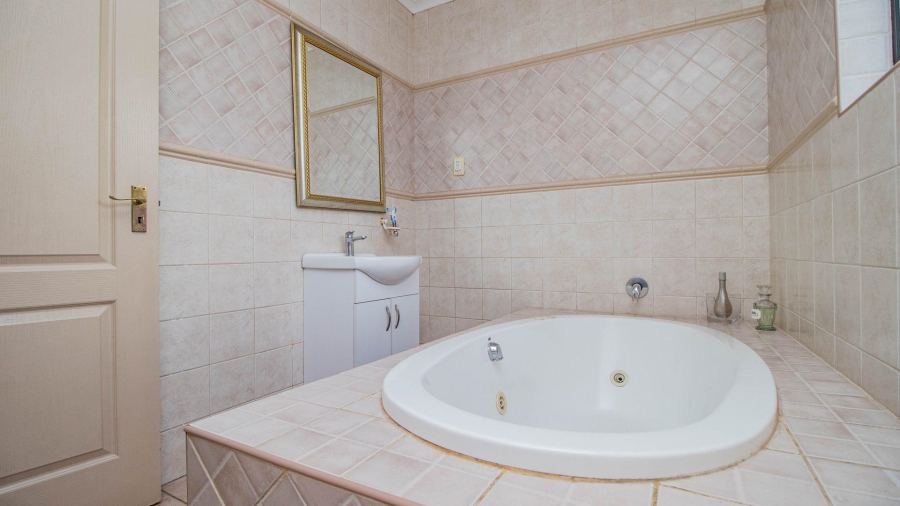 3 Bedroom Property for Sale in Rynfield Gauteng