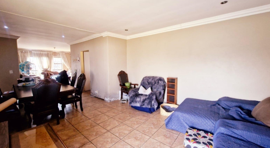 3 Bedroom Property for Sale in Brackendowns Gauteng