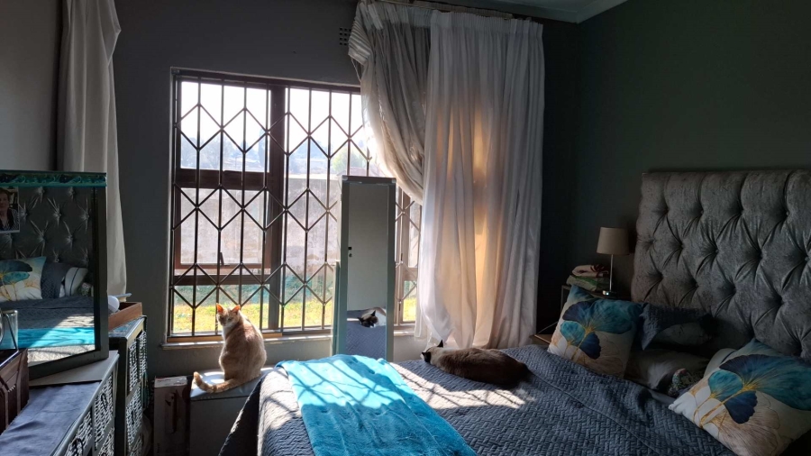 3 Bedroom Property for Sale in Brackendowns Gauteng